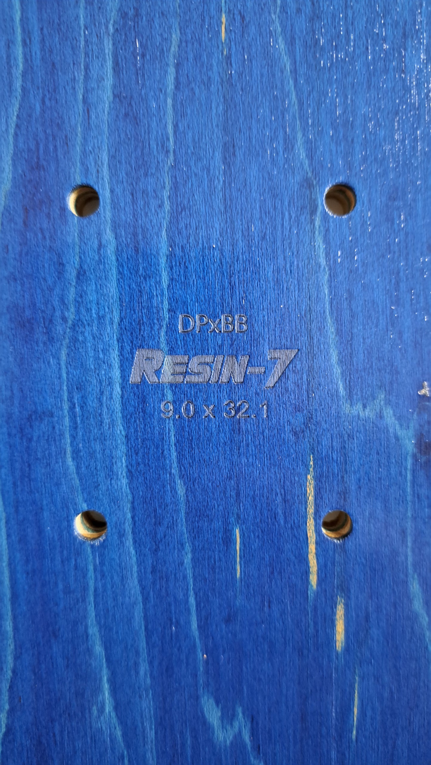 Ripley- skateboard